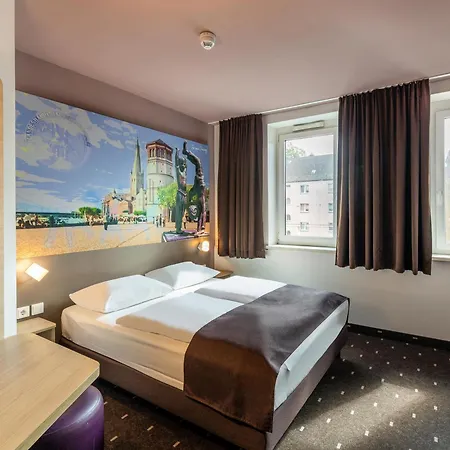 Duesseldorf-mitte 2*