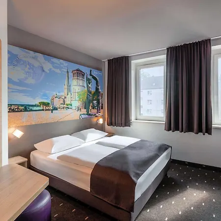 Hotel Duesseldorf-mitte 3*