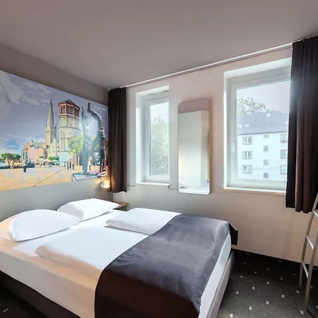 Hotel - Mitte 3*