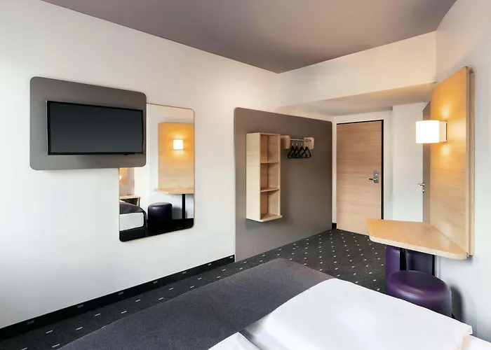 Duesseldorf-mitte Hotel 3*