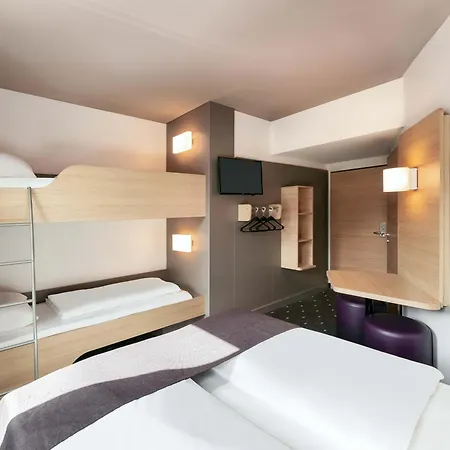 Duesseldorf-mitte 3* デュッセルドルフ