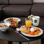 Duesseldorf-mitte 3*